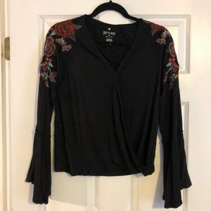 American eagle rose shirt